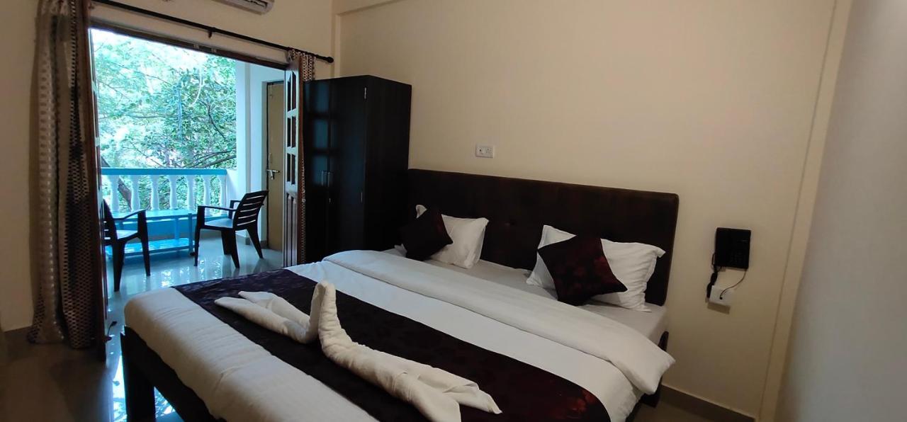 Dom'S Inn Calangute Εξωτερικό φωτογραφία