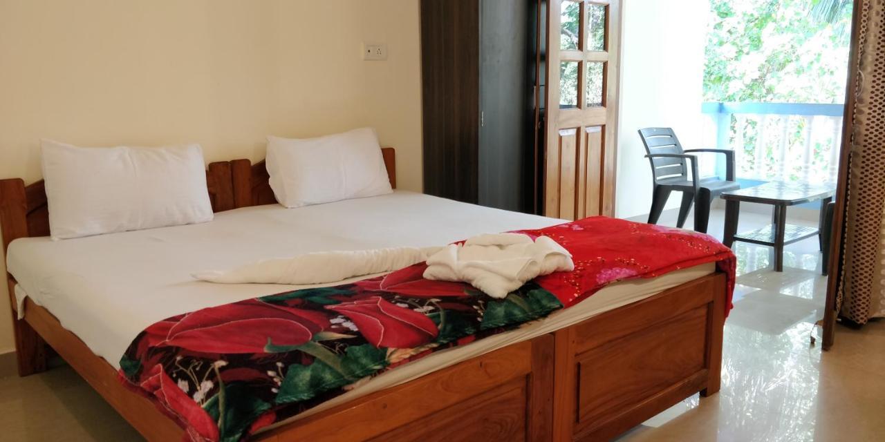 Dom'S Inn Calangute Εξωτερικό φωτογραφία